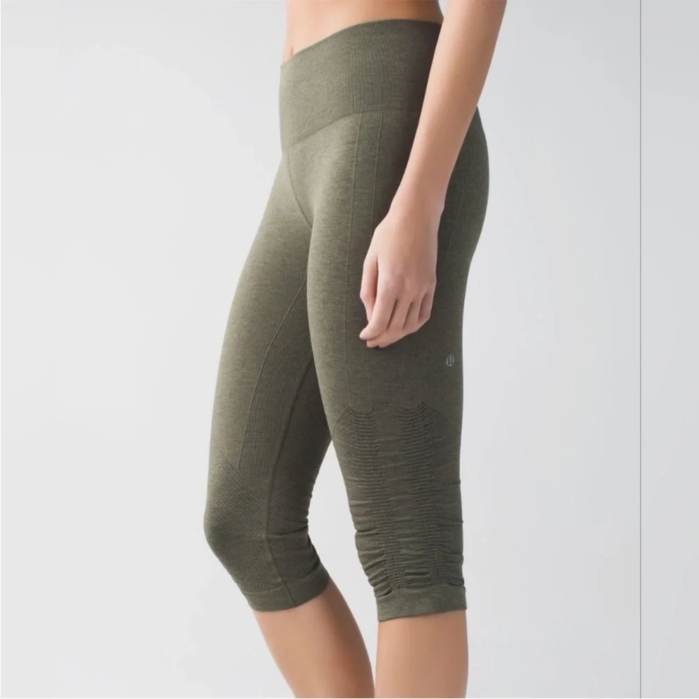 LULULEMON In The Flow Cropped Leggings green women’s size 4 activewear - Picture 14 of 16